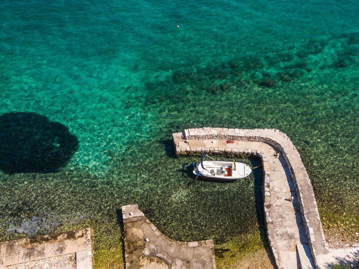 Apartment Kneze Račišće Екстериор снимка