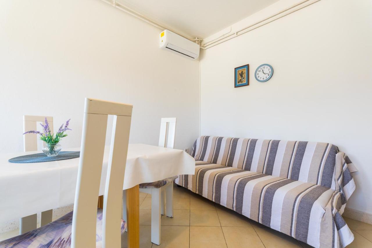 Apartment Kneze Račišće Екстериор снимка